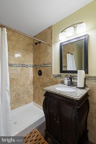 10065 TUMMEL FALLS DR, Bristow, VA 20136