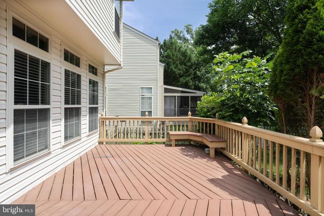 10065 TUMMEL FALLS DR, Bristow, VA 20136