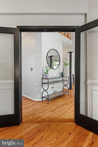 10065 TUMMEL FALLS DR, Bristow, VA 20136