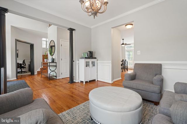 10065 TUMMEL FALLS DR, Bristow, VA 20136