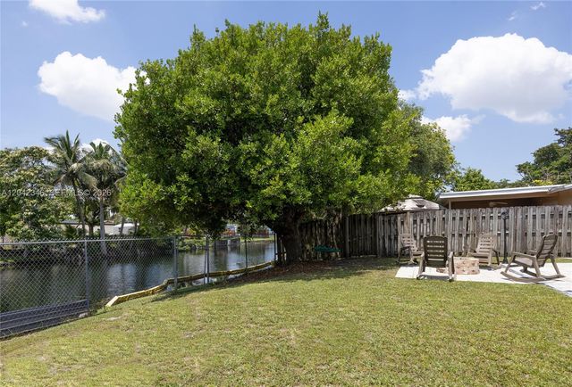 8350 NW 27th Place, Sunrise, FL 33322