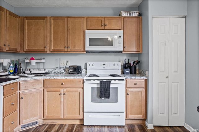 3409 Hunter Road, West Lafayette, IN 47906