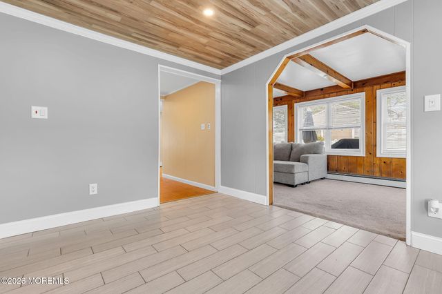 2240 Delaware Avenue, Toms River, NJ 08753