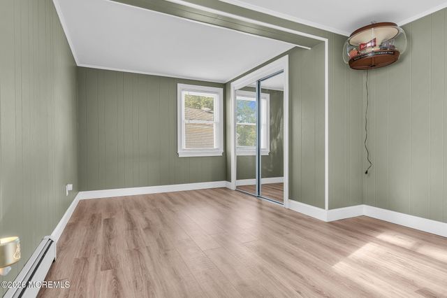 2240 Delaware Avenue, Toms River, NJ 08753