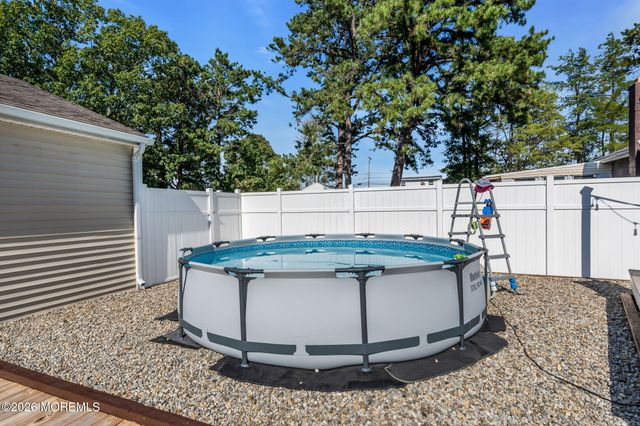 2240 Delaware Avenue, Toms River, NJ 08753