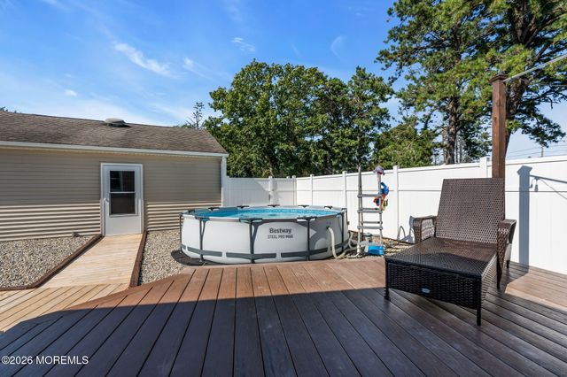 2240 Delaware Avenue, Toms River, NJ 08753