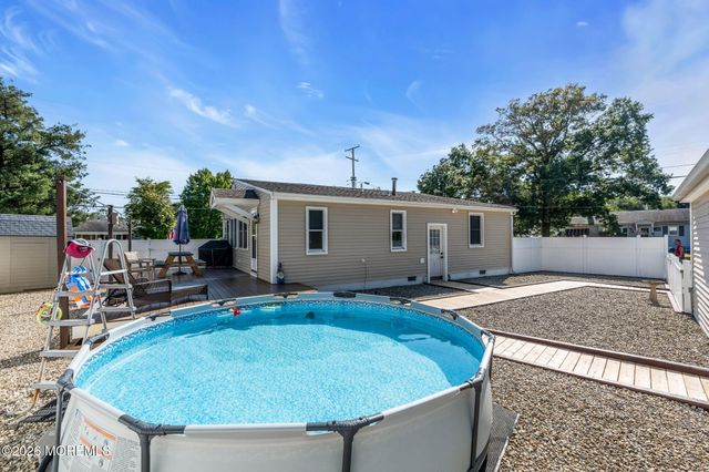 2240 Delaware Avenue, Toms River, NJ 08753