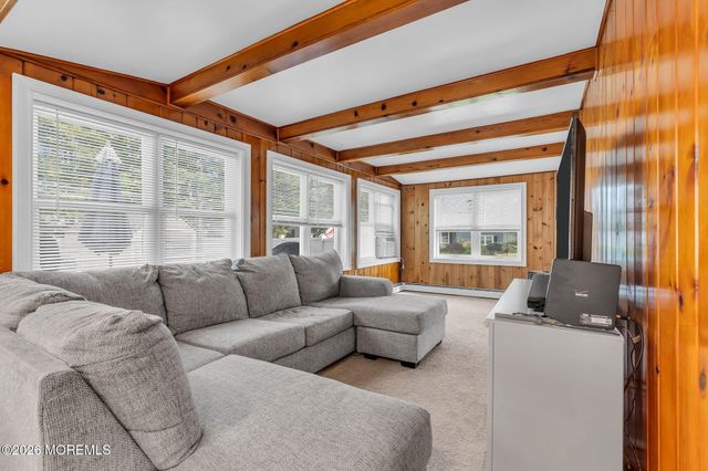 2240 Delaware Avenue, Toms River, NJ 08753