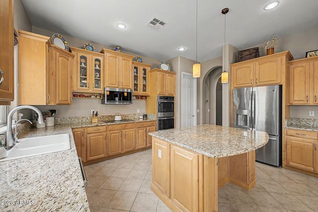 17836 W PASEO Way, Goodyear, AZ 85338