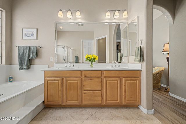 17836 W PASEO Way, Goodyear, AZ 85338