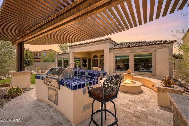 17836 W PASEO Way, Goodyear, AZ 85338
