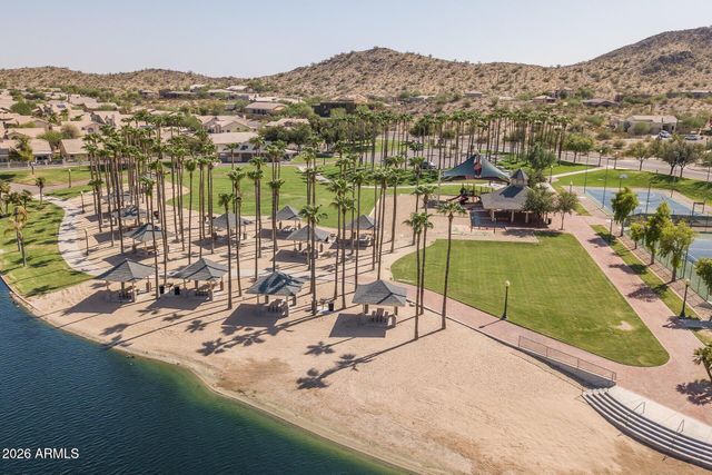 17836 W PASEO Way, Goodyear, AZ 85338