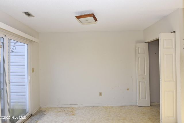 1120 B'S Barbeque Road C, Greenville, NC 27834