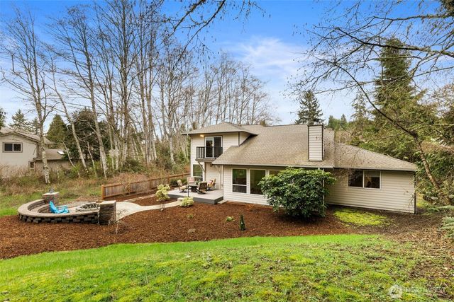 140 Highland Drive, Port Ludlow, WA 98365