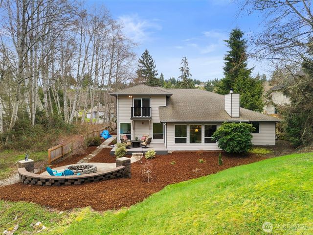 140 Highland Drive, Port Ludlow, WA 98365
