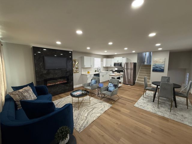 306 W 111th Street, Chicago, IL 60628