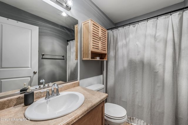 3324 E Garin CT, Post Falls, ID 83854