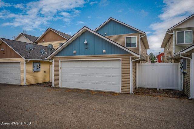 3324 E Garin CT, Post Falls, ID 83854