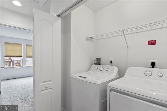 241 COLSTON RD, Charles Town, WV 25414