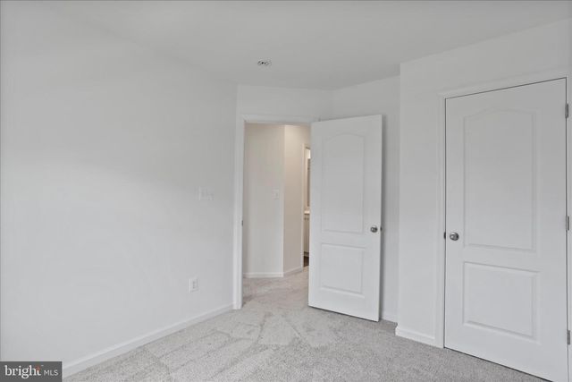 241 COLSTON RD, Charles Town, WV 25414