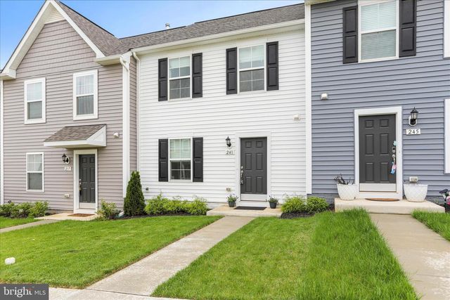 241 COLSTON RD, Charles Town, WV 25414