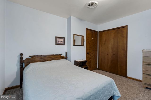 205 JENNIFER LN, Ephrata, PA 17522