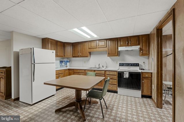 205 JENNIFER LN, Ephrata, PA 17522