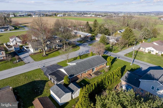 205 JENNIFER LN, Ephrata, PA 17522