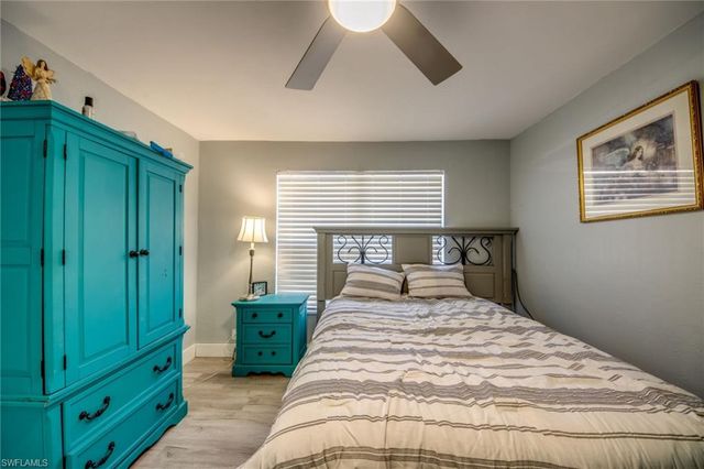 912 SE 24th AVE A, Cape Coral, FL 33990