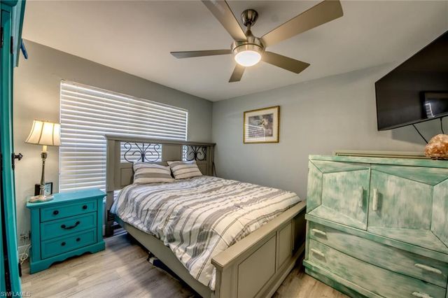 912 SE 24th AVE A, Cape Coral, FL 33990