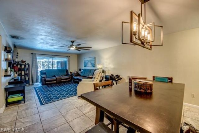 912 SE 24th AVE A, Cape Coral, FL 33990