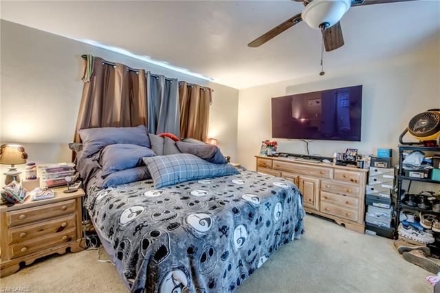 912 SE 24th AVE A, Cape Coral, FL 33990