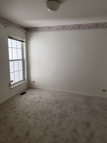 114 Woodbury Lane 114, Lake Bluff, IL 60044