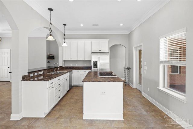 2208 Mcleod St, Pensacola, FL 32502