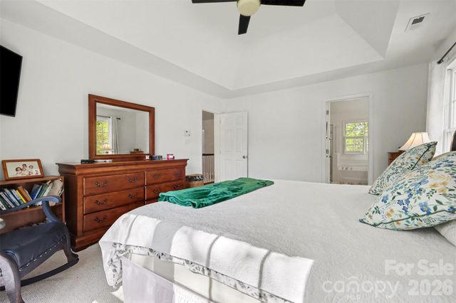 1601 Ivy Bluff Way, Matthews, NC 28105