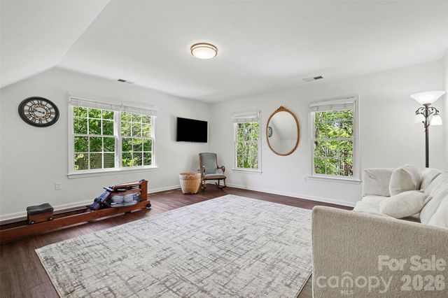 1601 Ivy Bluff Way, Matthews, NC 28105