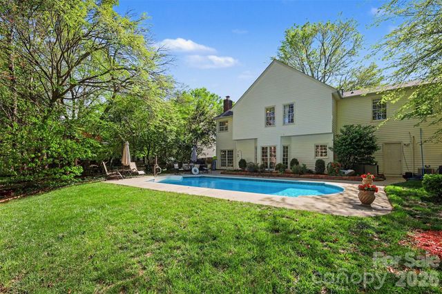 1601 Ivy Bluff Way, Matthews, NC 28105