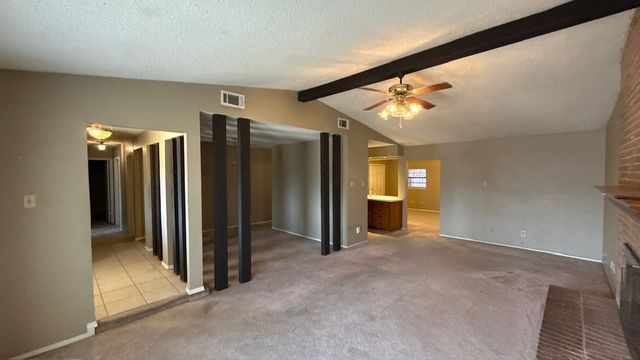 960 Meadowcove Circle, Garland, TX 75043