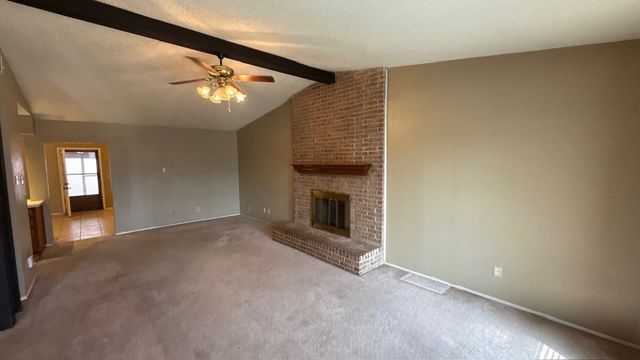 960 Meadowcove Circle, Garland, TX 75043