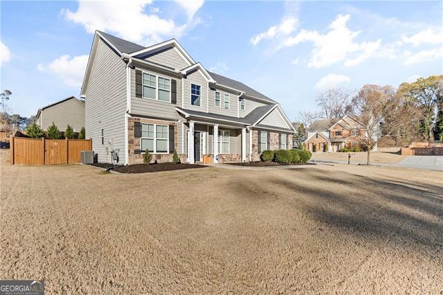 285 Paces Drive, Lithia Springs, GA 30122