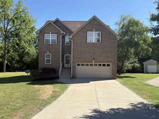 814 Sunset Pt, Mount Juliet, TN 37122