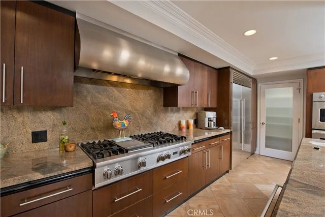 5320 Louise Avenue, Encino, CA 91316