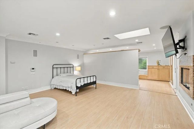 5320 Louise Avenue, Encino, CA 91316