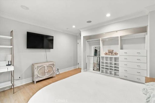 5320 Louise Avenue, Encino, CA 91316