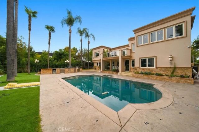 5320 Louise Avenue, Encino, CA 91316