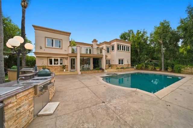 5320 Louise Avenue, Encino, CA 91316