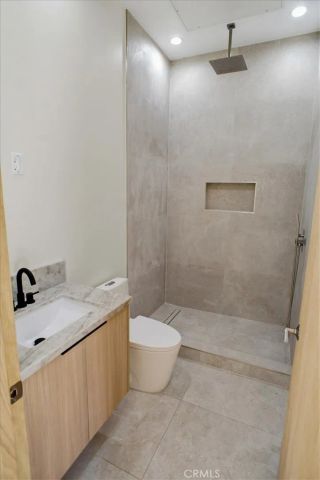 5320 Louise Avenue, Encino, CA 91316