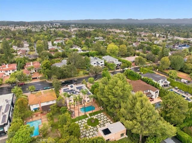 5320 Louise Avenue, Encino, CA 91316