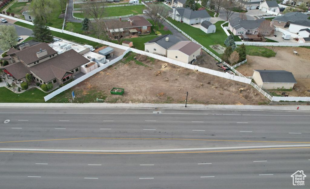 Image 2 of property listing at 1153 W SOUTH JORDAN PKWY, South Jordan, UT 84095