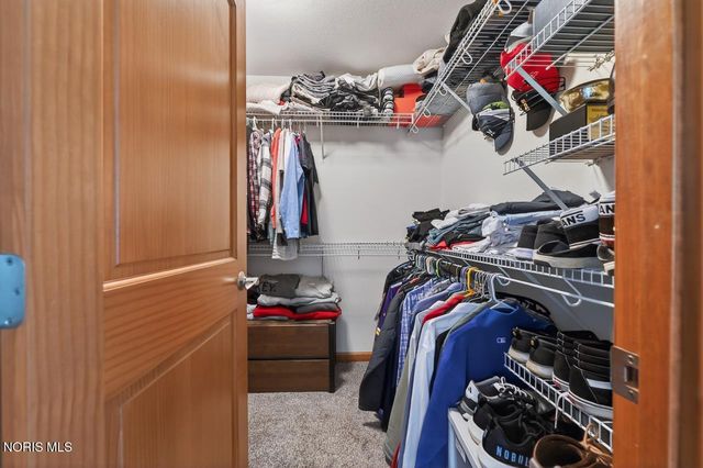 5742 Maple Creek Boulevard, Sylvania, OH 43560